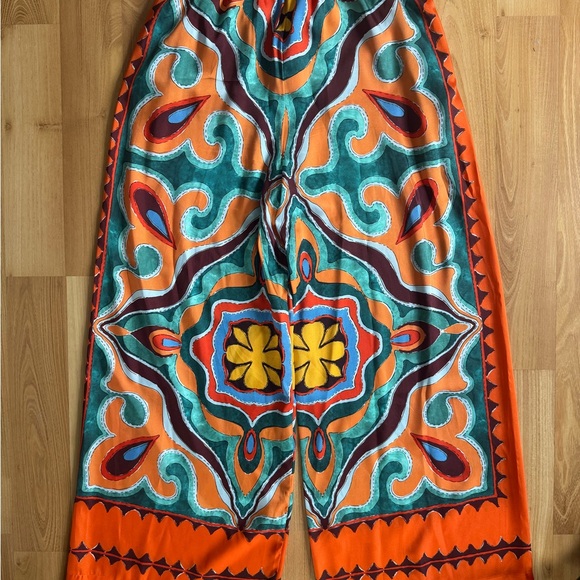 ZARA Vibrant Orange Wide-Leg Printed Palazzo Pants - Picture 3 of 6
